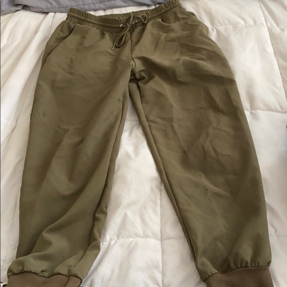 Green jogger pants 100% polyester